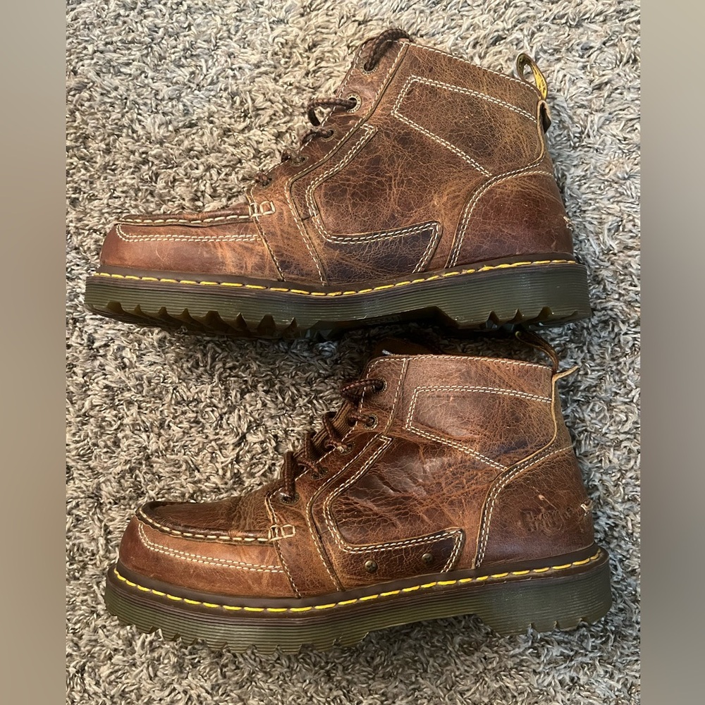 Doc Martens Chuck Air Wair boots, LIKE NEW tan/brown, Men’s 10 Women’s 11